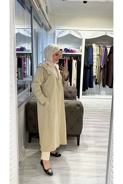 Invee معطف واق من المطر باللون البيج من INVEE 6830