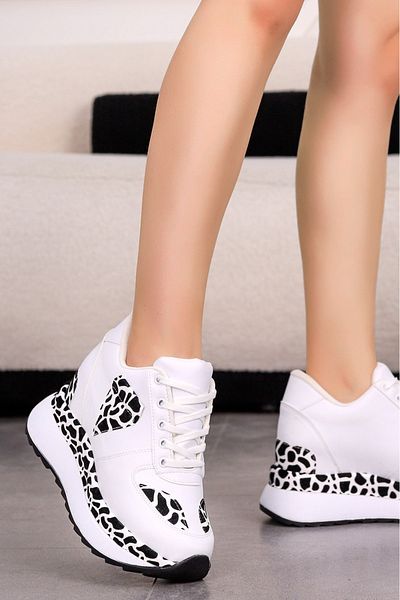 KAJAL MDLN 1501 Pantofi sport cu toc ascuns cu model leopard