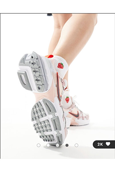 Nike WMNS Nike V2K Run "Legend pink"