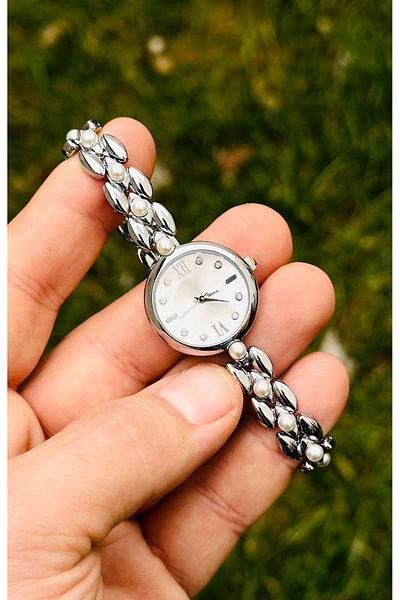 pullmarkt Pearl Grains Series - Women &Apos; S Wristwatch with Stones in Pearl Look