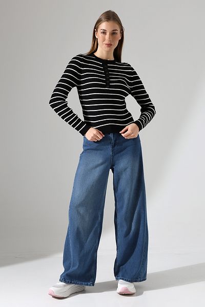 amcacom Striped Button Detail Knitwear Sweater