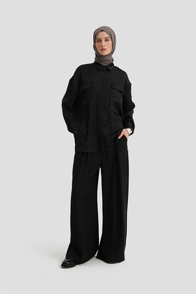 Armine Black Oversize Shirt - Pocket Cover, Ort3634 Model