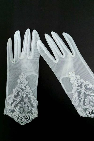 Hobigram White Tip Lace Detail Short Bridal Gloves Costume Gloves – Party Gloves, Stylish Design – Party