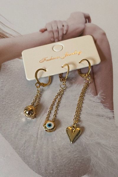 Trendy Butik Heart Evil Eye Dorica Earring Set