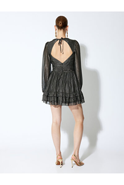 Koton Μίνι μεταλλικό βραδινό φόρεμα με μπαλόνι μανίκι V λαιμόκοψη με λεπτομέρεια στην πλάτη