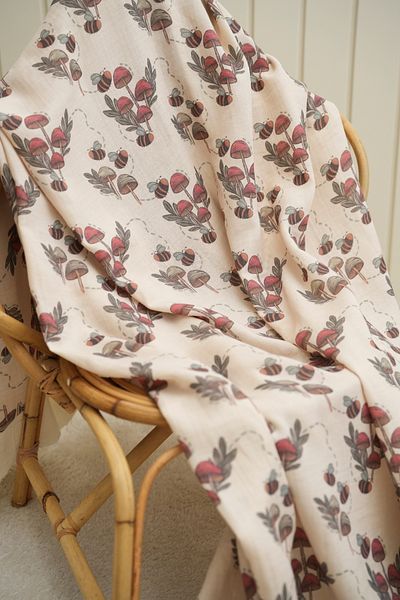 Tuğba Kuğu Printed Muslin Fabric |   Mushrooms and Bees