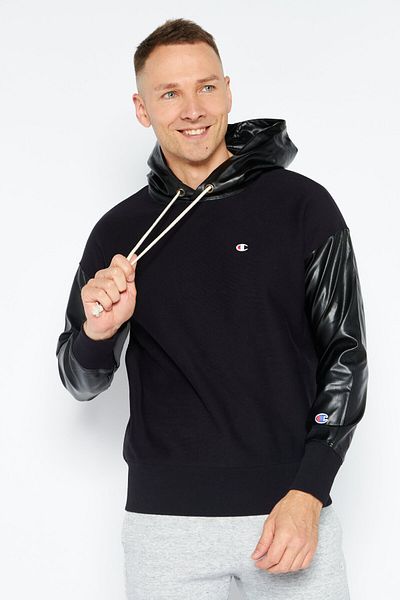 Champion Men Sportswear Fit Long Sleeves Outdoor Hooded Sweatshirt, Black