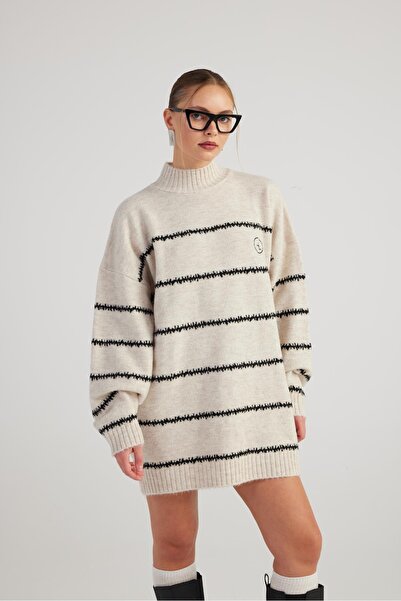 HOLLY LOLLY Ecru Color Striped Oversize Paloma Sweater
