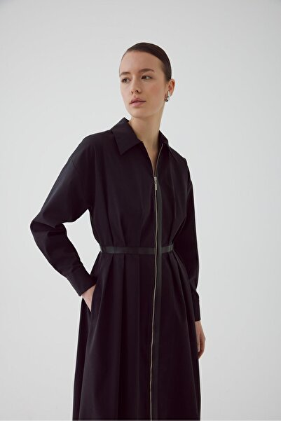 Exquise Fermuarlı Ve Deri Detaylı Yırtmaçlı Bele Oturan Regular Siyah Midi Elbise