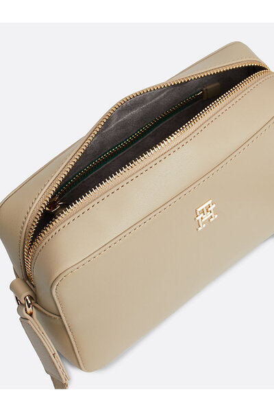 Tommy Hilfiger TH MONOTYPE CAMERA BAG