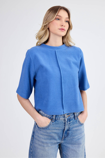 Vitrin Στρογγυλή λαιμόκοψη μπροστινή ραφή με κοντό μανίκι Crop πλεκτή μπλούζα