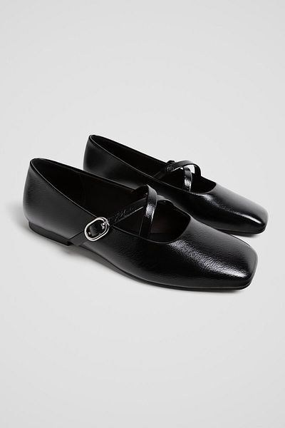 Stradivarius Ballet flats with crossover straps