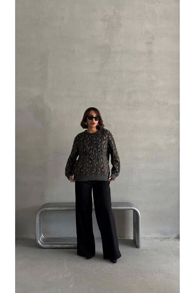Ecenin Favorileri Pulover gri cu model leopard de nouă generație