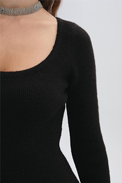 SHERIN Black Slit Long Knitwear Dress