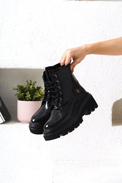 Cananın Pabuçları ΜΠΟΤΕΣ ΜΕ ΚΑΛΤΣΑ