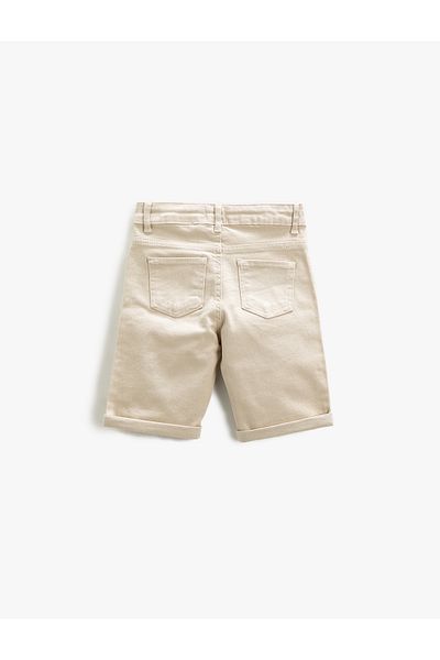 Koton Chino-Bermudashorts mit Taschen, umgeschlagenen Beinen aus Baumwolle und verstellbarem elastischem Bund