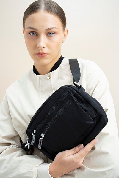 Matthew Cox Shoulder bag