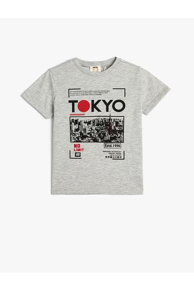 Koton T-Shirt mit kurzen Ärmeln und Rundhalsausschnitt aus bedruckter Baumwolle mit Tokio-Aufdruck