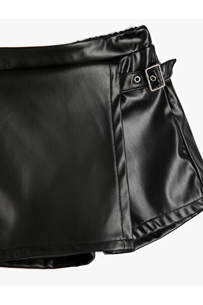 Koton Σορτς Φούστα Δερμάτινο look με ελαστική αγκράφα μέσης λεπτομέρεια