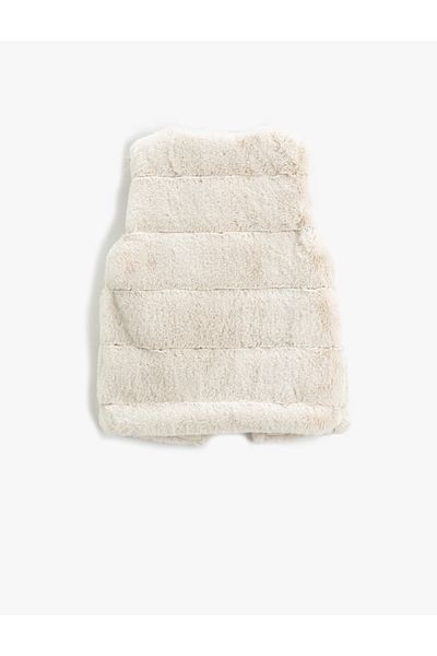 Koton Round Neck Plush Vest - Sleeveless