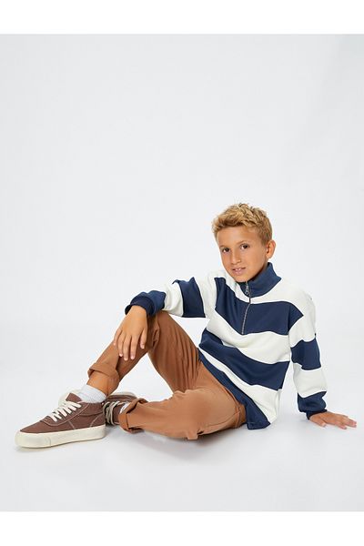 Koton Jeans with Narrow Leg Pockets - Slim Jean
