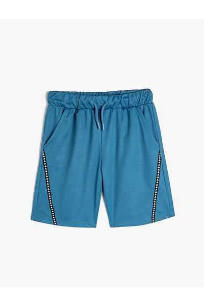 Koton Pantaloni scurți cu buzunar legat în talie și detaliu bandă