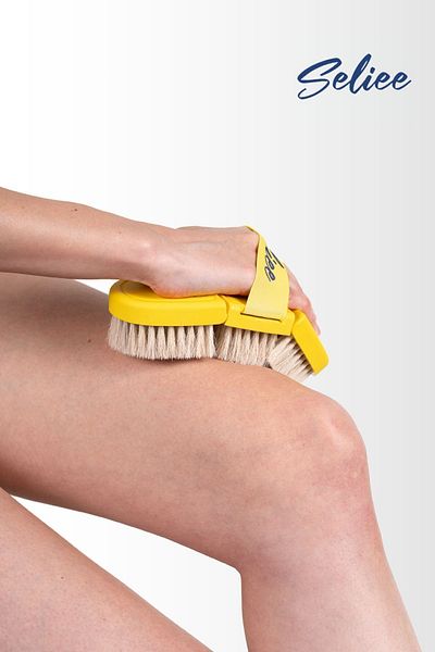Seliee Ergonomic Natural Horsehair Cellulite Brush (with Storage Box Gift)