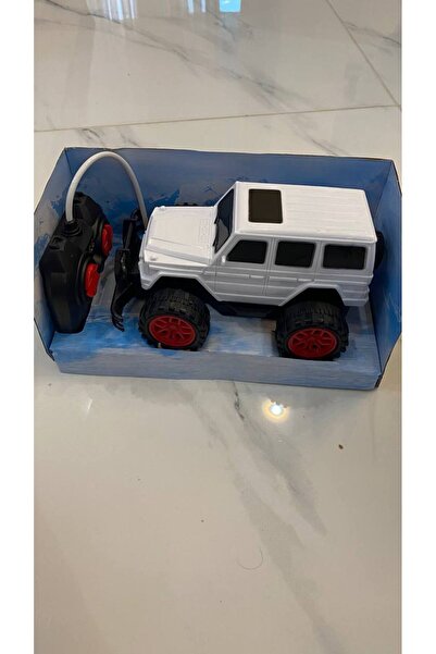 Magicway Uzaktan Kumandalı Işıklı Off Road Beyaz Jeep Full Fonksiyonlu Pilli Oyuncak Araba
