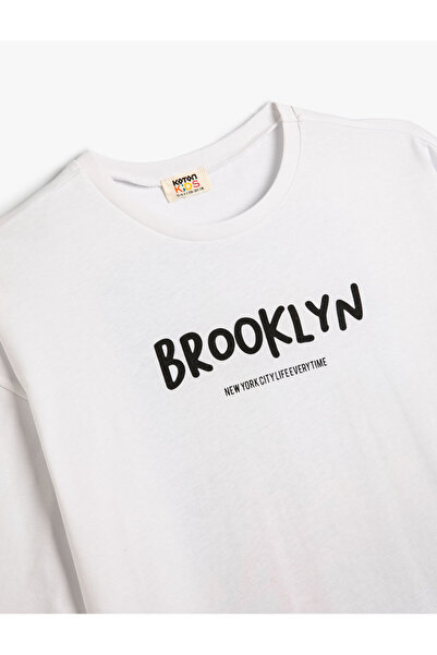 Koton Βαμβακερό μπλουζάκι με κοντό μανίκι City Themed με λεπτομερή λαιμόκοψη