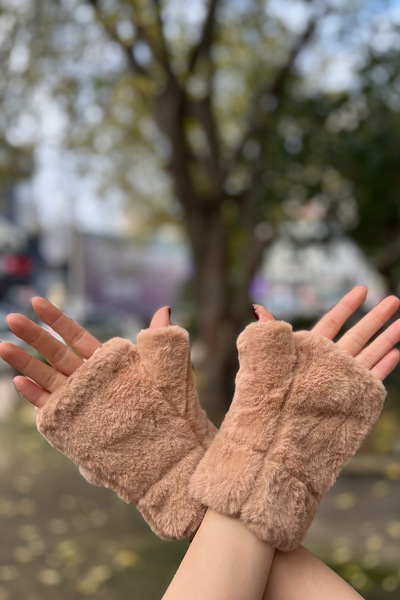 novon Ratatuy Design Inside Fleece Button Detailed Touch Screen Compatible Covered Plush Special Design Gloves