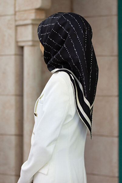 Vissona %100 Twill İpek El Yazısı Vissona Desenli Siyah - Krem Renkli Daha To...