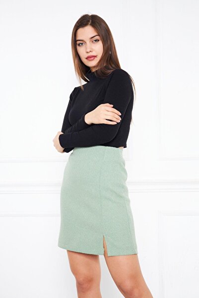 Darlin Moda Women's Light Green Side Slit Mini Skirt Dm2008