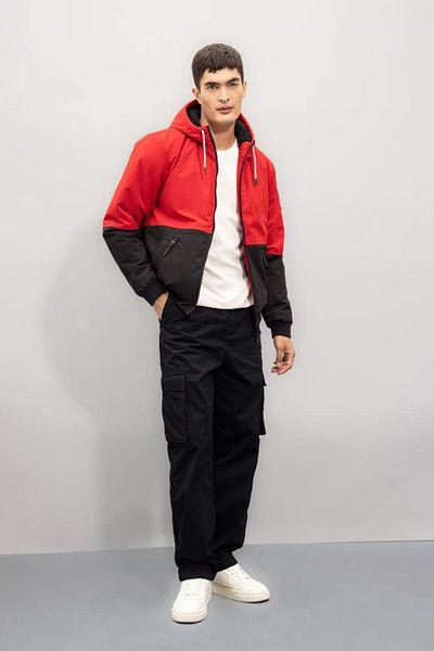 DeFacto Slim Fit Slim Fit Fleece-Mantel mit Kapuze, gefüttert, mit Reißverschluss, N4531az24au