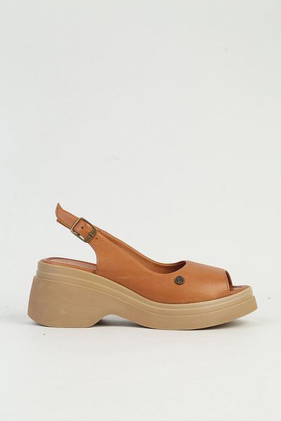 Pierre Cardin Tan γυναικεία δερμάτινα παπούτσια με τακούνι PCK-5046