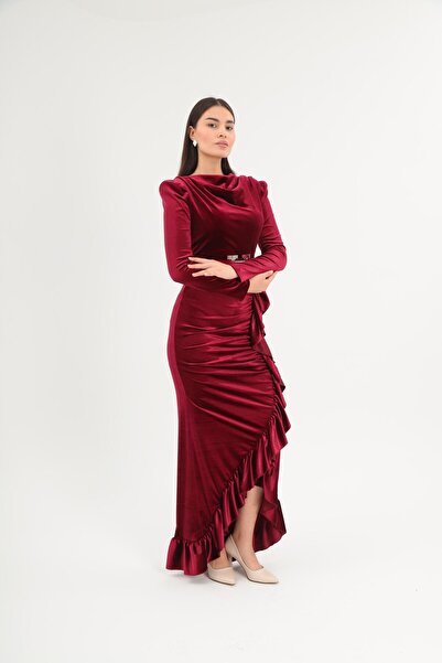 Aperla Degaje Yaka Eteği Fırfır Volan Detaylı Çıkarılabilir Kemerli Uzun Koll...