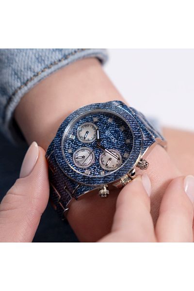 Guess Indigo Women's Watch Gw0750l1