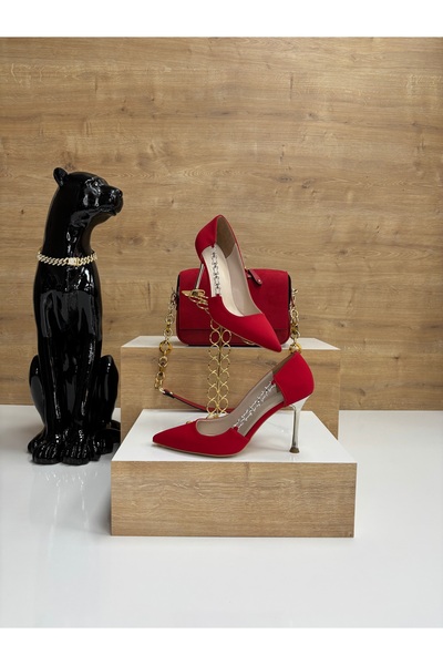 MADAM Kırmızı süet stiletto kırmızı süet çanta kombini