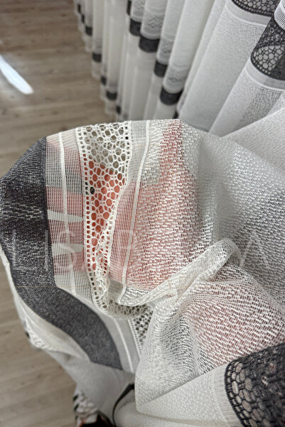 LisabellaHome ستارة من التول مخططة باللون الرمادي من Vera Lace (بدون طيات مع ...