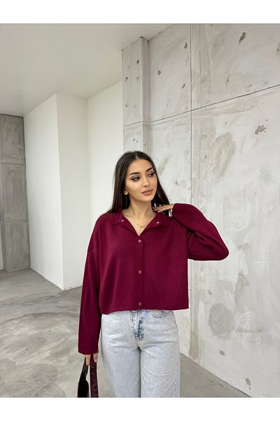 CIQULATA Claret Red Crop Cardigan - Snap Detail