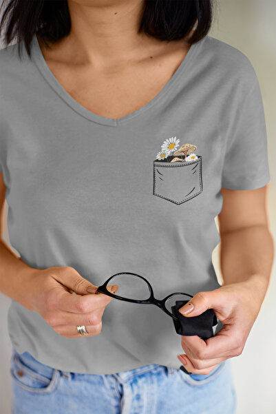 BW Bravely Wear Tricou din bumbac cu decolteu în V și imprimeu floral, cu buz...
