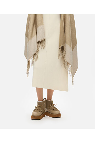 İpekyol Pelüş garnili bağcıklı bot