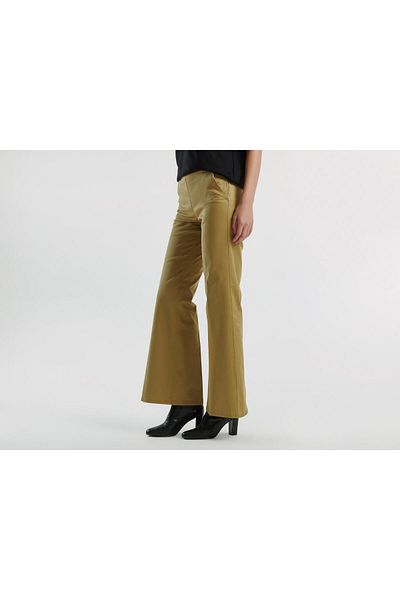 United Colors of Benetton Women's Mustard Cotton Blended Casual Spanish Leg Pants
