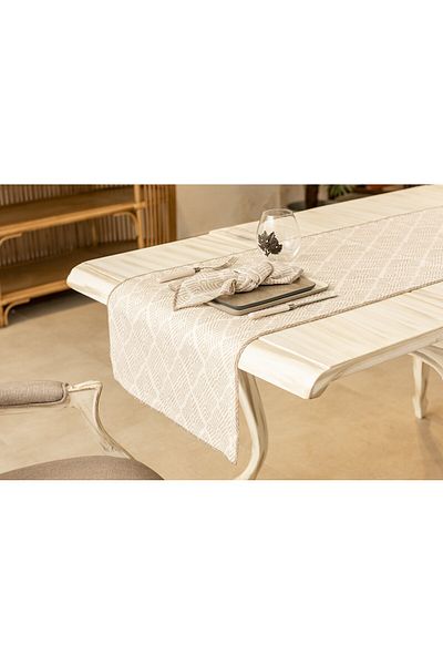 Gül Güler Vega Printed Table Tape