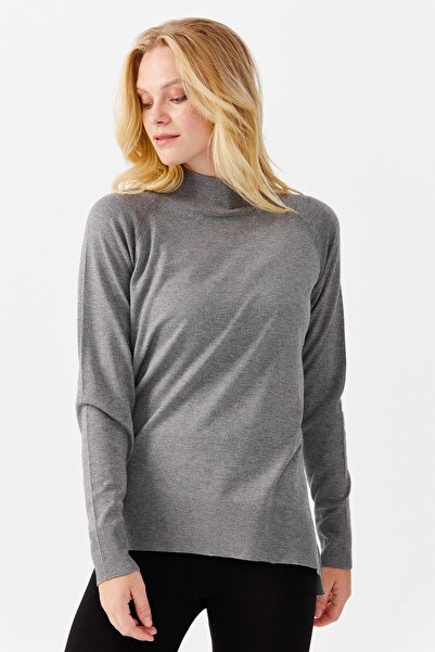 Desen Triko 22305 Desen Kazak Tll Reglan Kol Yırtmaçlı Yb Basic