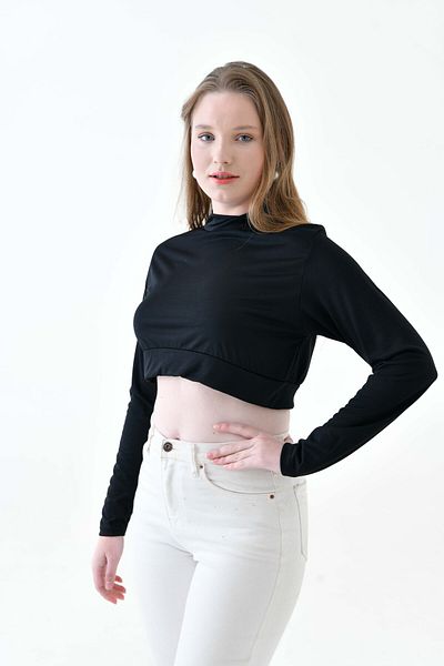 mirach Μακρυμάνικη Crop Μπλούζα Plus Size – Κομψά και μοντέρνα μοντέλα μισής μπλούζας
