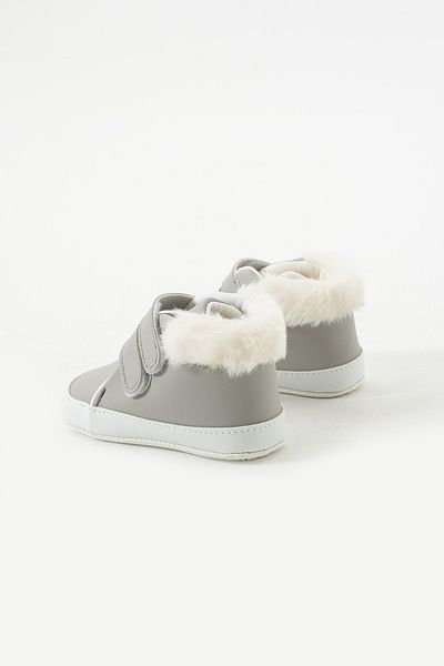 yummy kids Unisex Anti-Slip Sole Plush Velcro Comfortable Baby First Step Booties