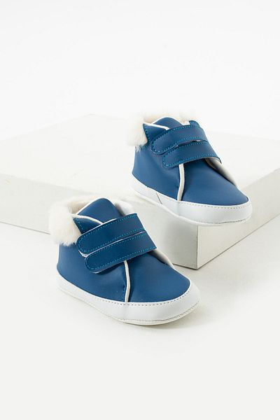 yummy kids Non-Slip Sole Plush Velcro Comfortable Baby First Step Booties
