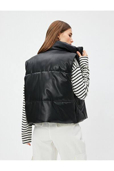 Koton Şişme Yelek Fermuarlı Dik Yaka Relax Fit