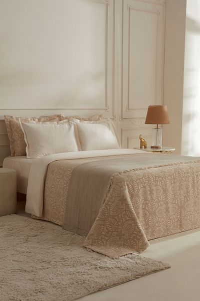 Karaca Home Megan Gold 8 Piece Dowry Set