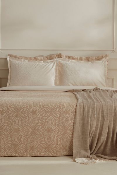 Karaca Home Megan Gold 8 Piece Dowry Set